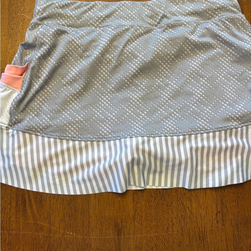 NWOT Sofibella tennis pickleball skirt. Grey/ peach medium perfect length soft. - Picture 5 of 6